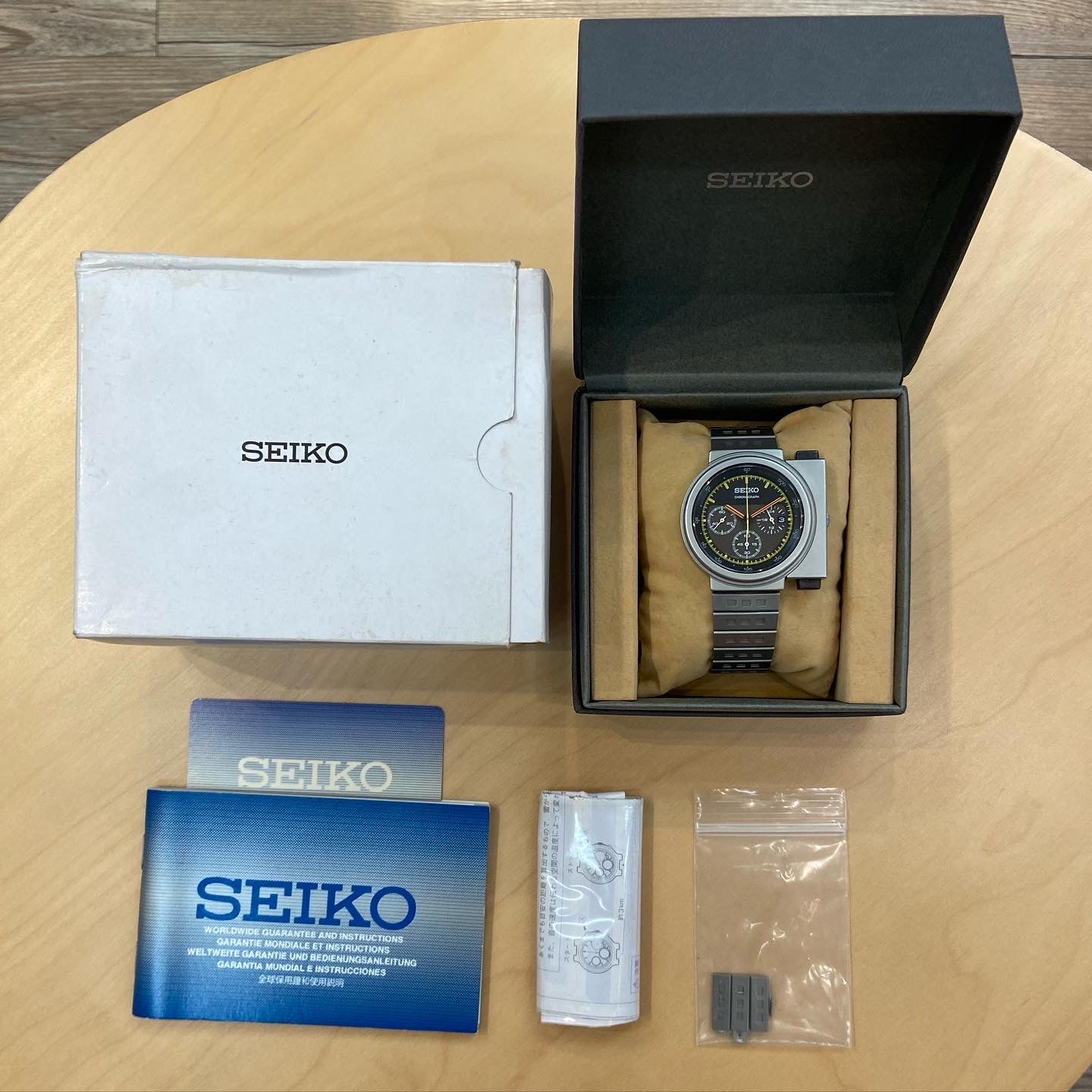 Pre-Owned Watches - SEIKO x Giugiaro SCED035, 80% new