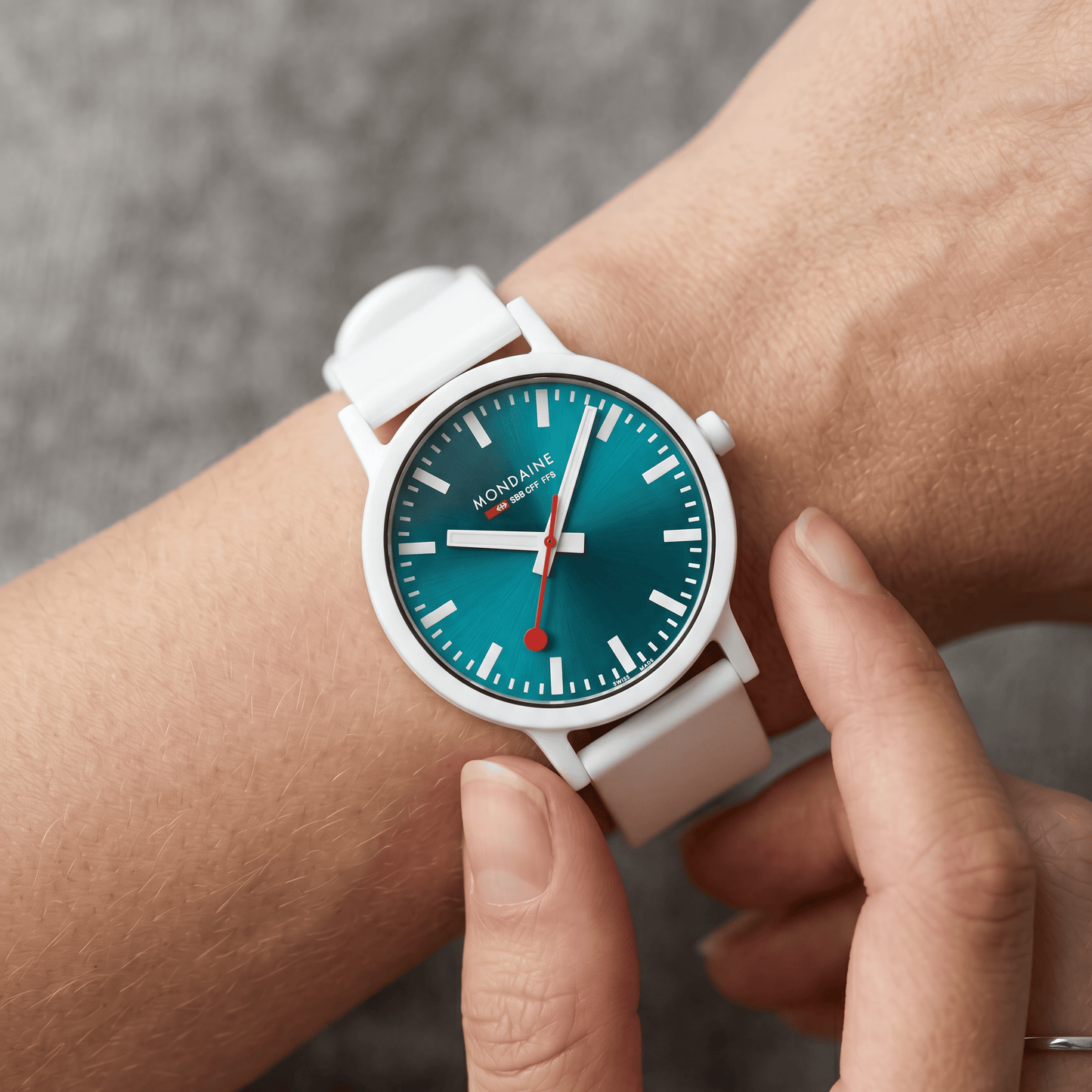 MONDAINE Essence Teal Limited Edition 41MM MS1.41140.RA