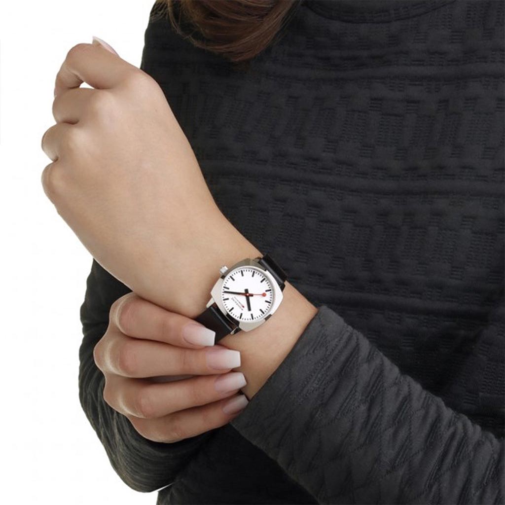 MONDAINE Petite Cushion 31mm MSL.31110.LBV - Lam Workshop