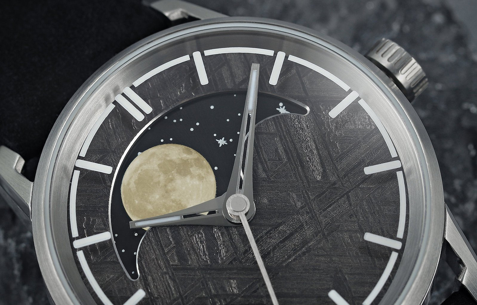 OVD Moon Infinity Noir MN - 002 - Lam Workshop