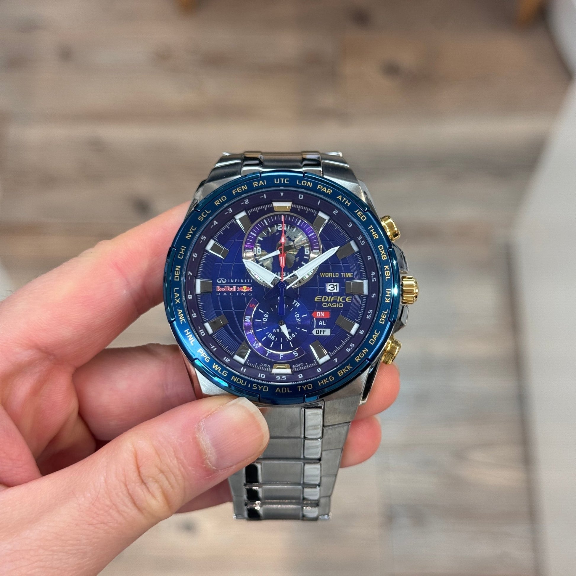 Pre - Owned Watches - CASIO EFR - 550RB - 2A, 90% new - Lam Workshop