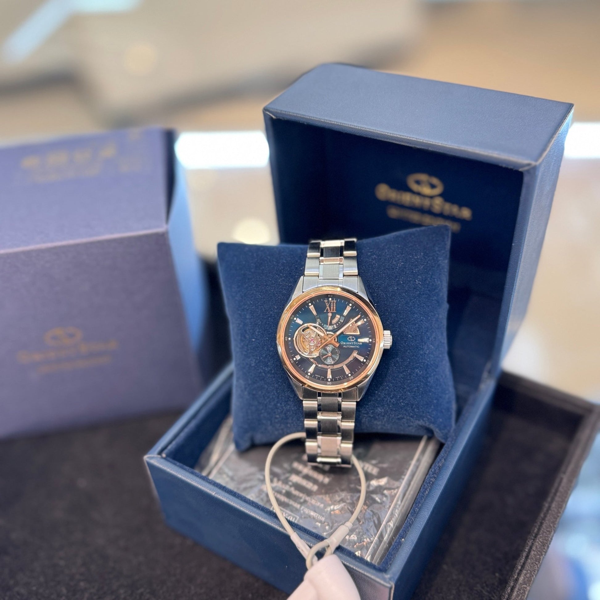 Pre - Owned Watches - ORIENT STAR RE - AV0120L, 85% new, 0811 - Lam Workshop