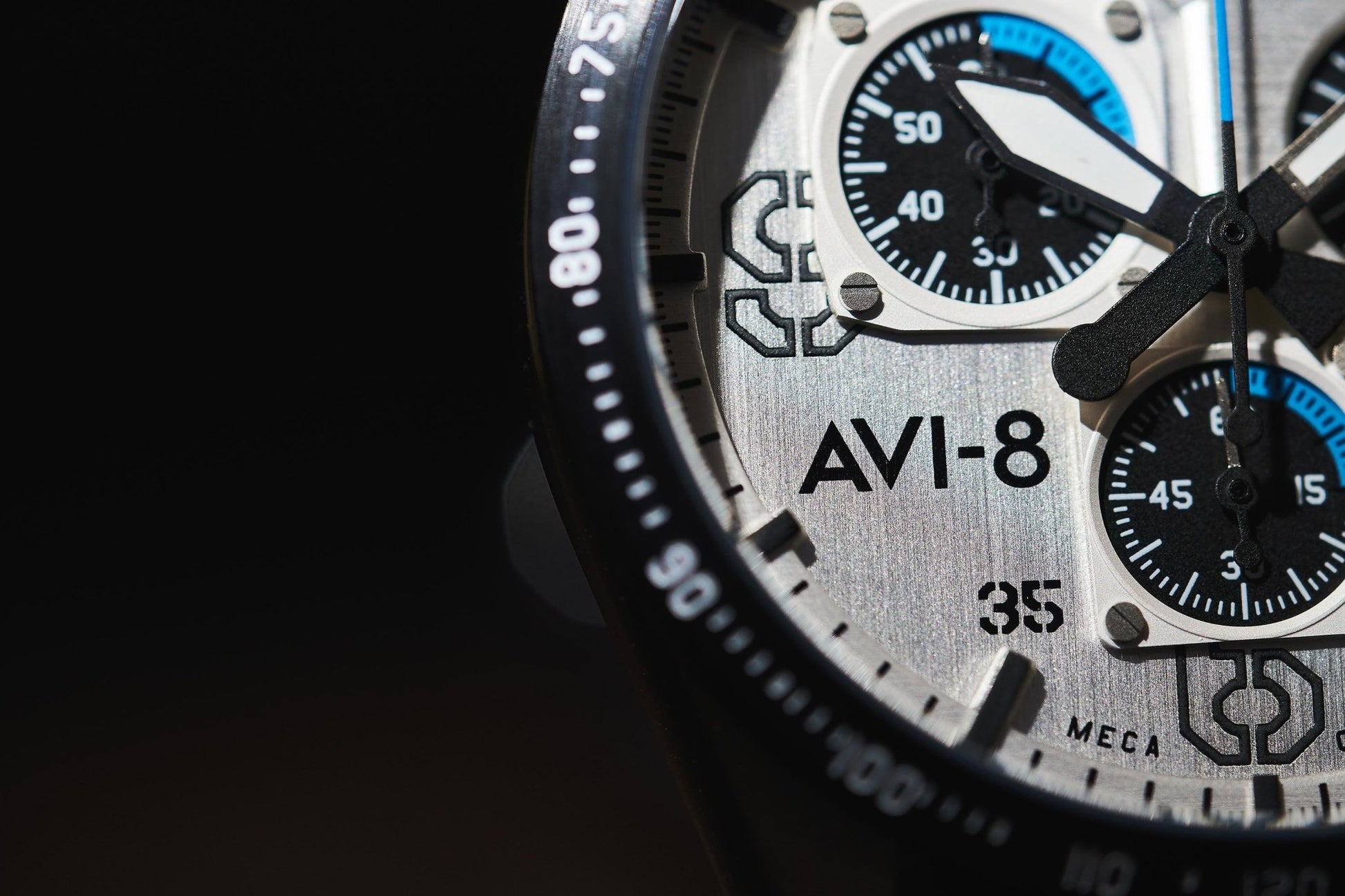 AVI - 8 P - 51 Mustang Blakeslee Chronograph AV - 4077 - 01 - Lam Workshop