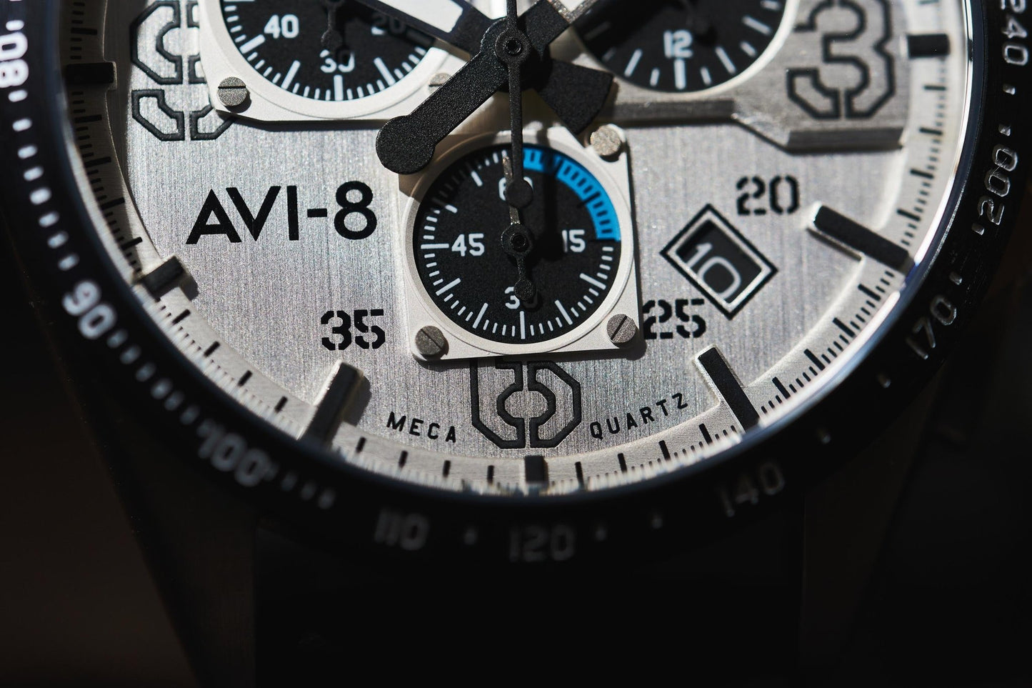 AVI - 8 P - 51 Mustang Blakeslee Chronograph AV - 4077 - 01 - Lam Workshop